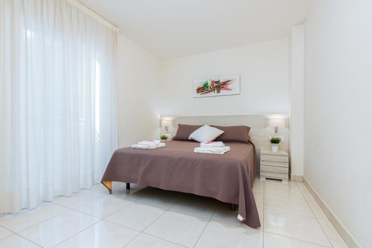 Apart-Rent Apartamento Francesc Macia 2003 Росас Экстерьер фото